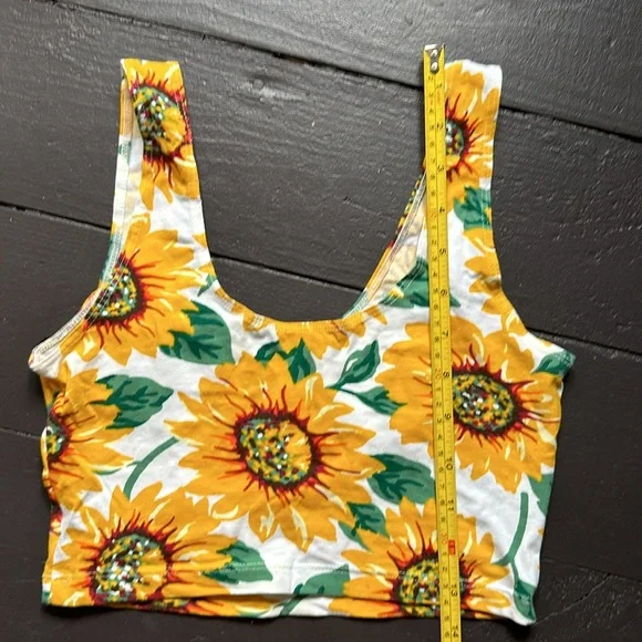 Small american apparel sunflower crop top - Picture 2 of 3